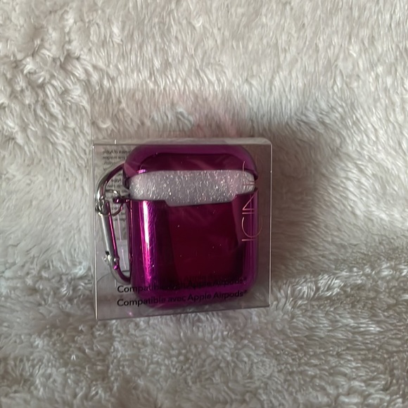 METALLIC MAGENTA AIRPODS CASE WITH SILVER CLIP NIB - Picture 2 of 8